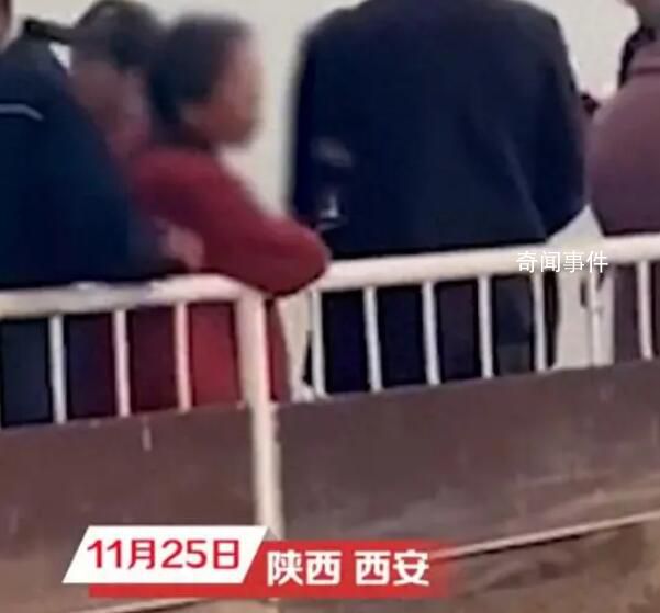 老太往兵马俑坑内吐痰扔烟头 处理结果以官方通报为准